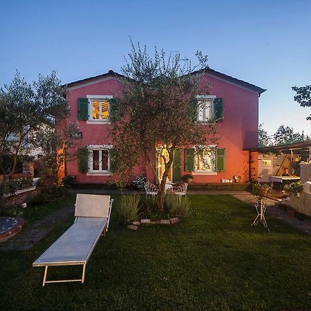 Bed And Breakfast Aurora Sarzana Luaran gambar